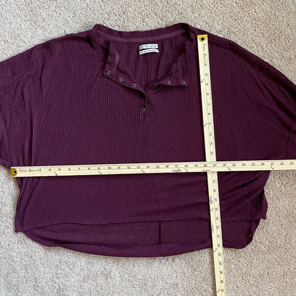 Urban Outfitters Maroon Waffle Knit Henley Long Sleeve Lounge Top Womens Medium - Picture 5 of 8